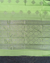 SC4040 - Litchi Silk With Zari Lines Along Body